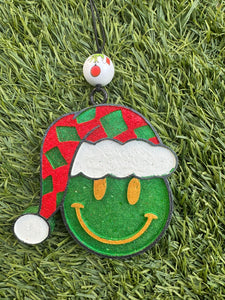 Checkered Santa Hat Smiley