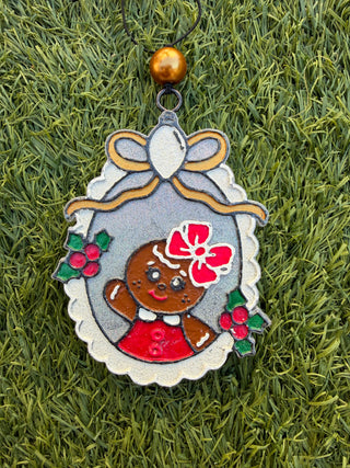 Gingerbread in Mirror