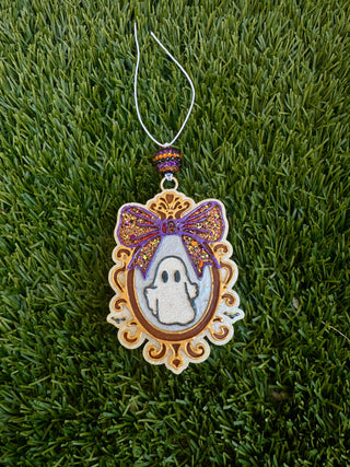 Ghost in Mirror (Variant 1)