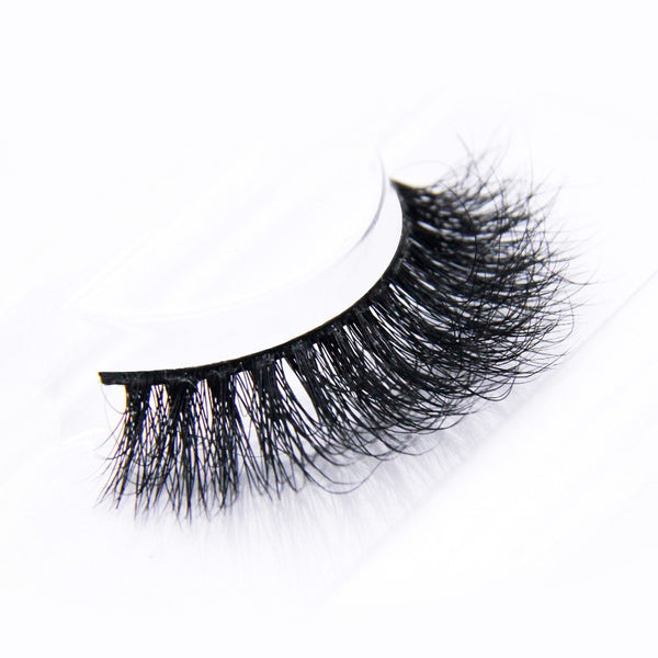 The Glamourous Lashes