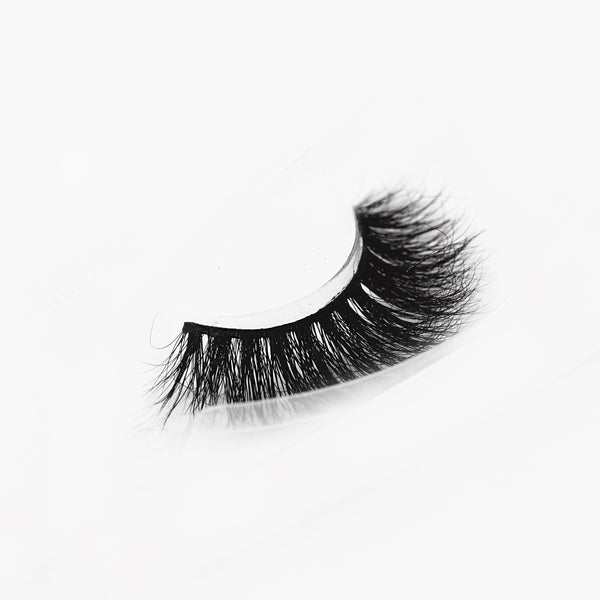 The Glamourous Lashes