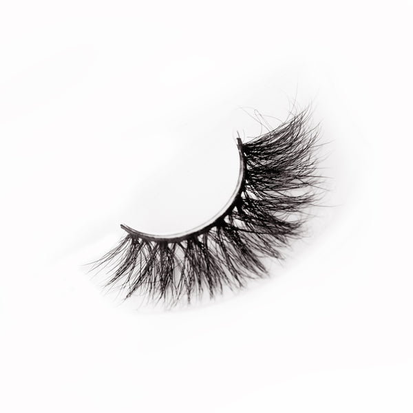 The Manic Monday Lashes