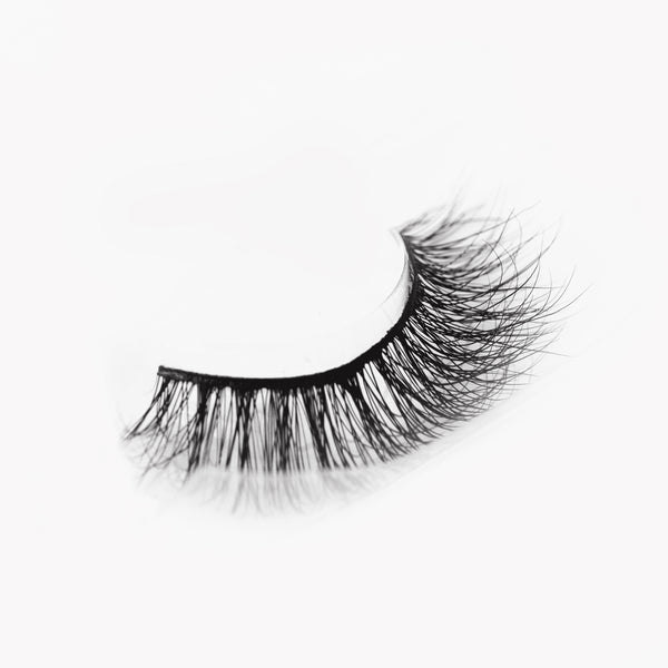 The Midweek Lashes