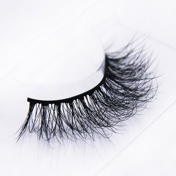 The Midweek Lashes